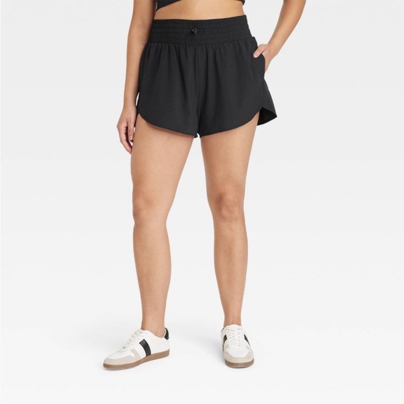 All in Motion active shorts size small EUC - Picture 12 of 14